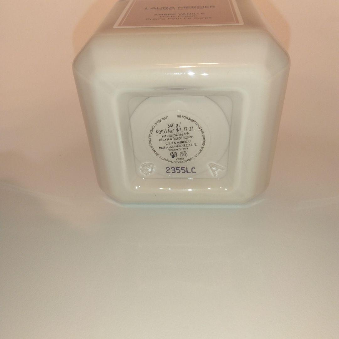 未使用 ローラメルシエ ホイップトボディクリーム アンバーバニラ 340g