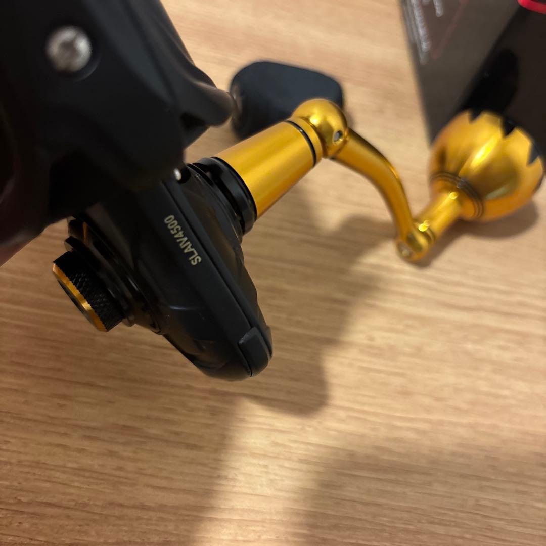 新品未使用　訳あり　PENN SLAMMER IV 4500 スピニングリール