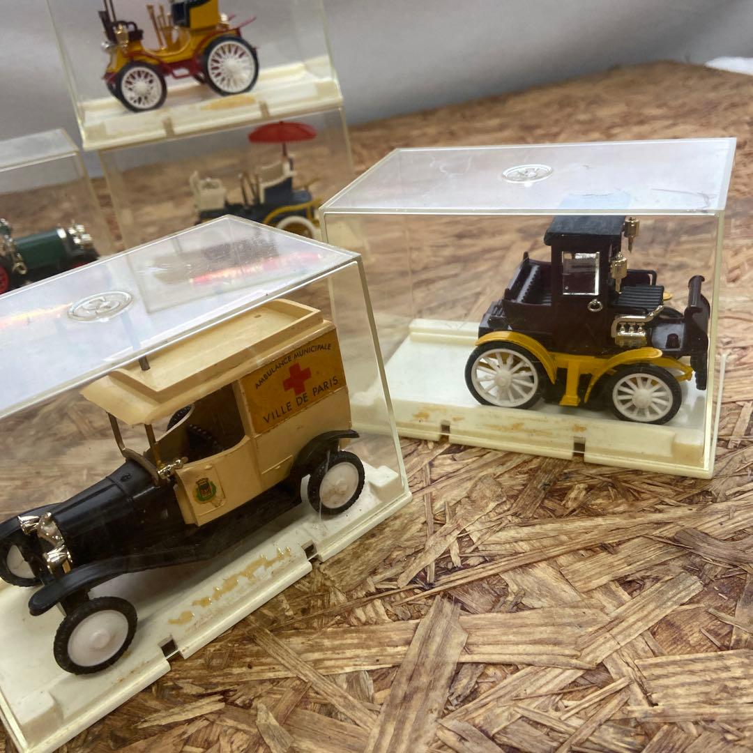 フランスサフィール製のミニカー　セット