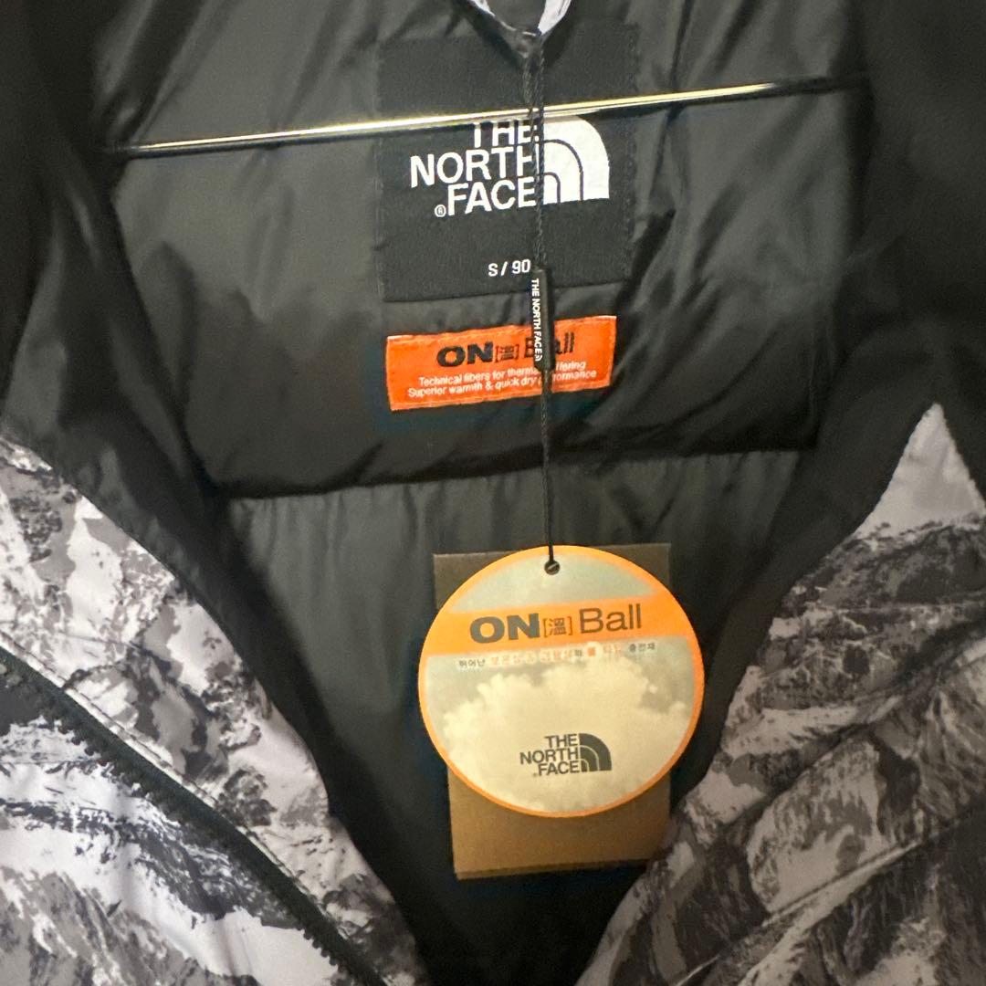 ノースフェイス　ダウンジャケット