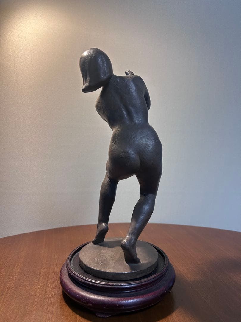 館野弘青 作「律動」 裸婦像 ブロンズ像