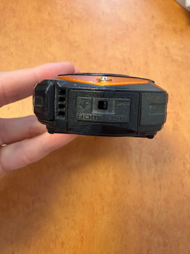 RICOH WG-70 メモリー16GBデジタルカメラ