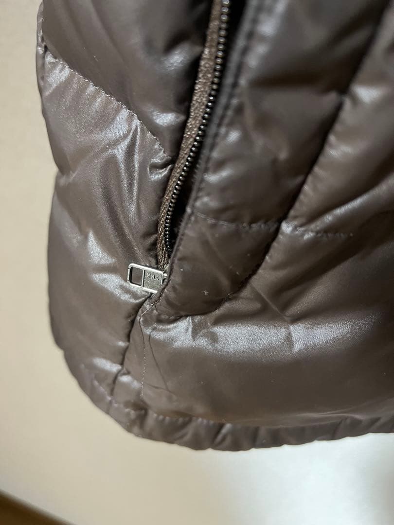 90s古着　カーハート　Carhartt ダウンジャケット　両面刺繍　ストリート