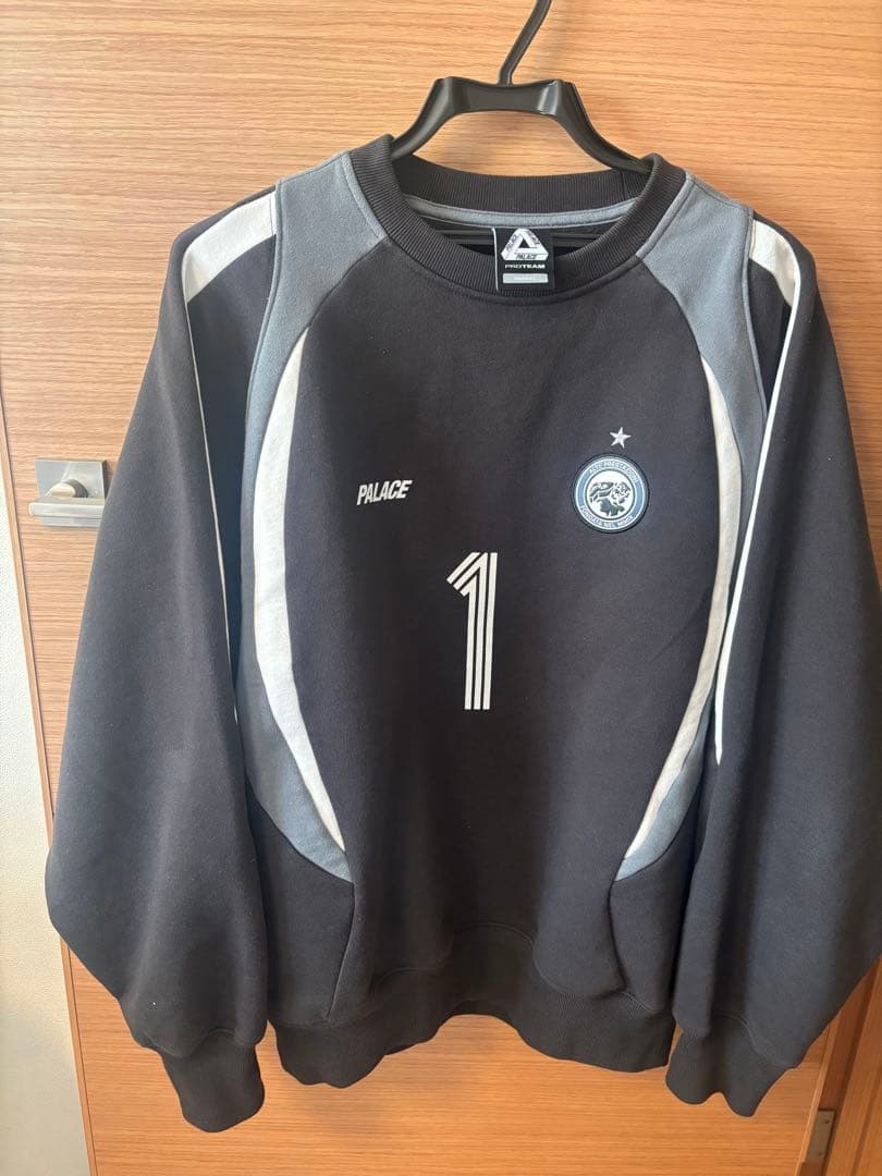 PHANTASY WARM UP CREW BLACK PALACEスウェット