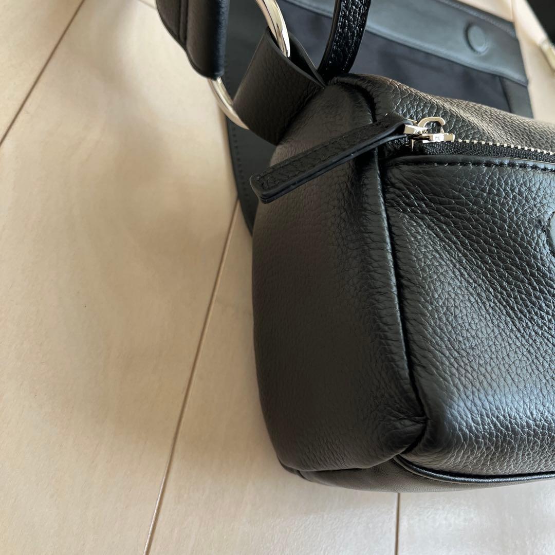 ☆ビアズリー　ミニレザーボディバッグ☆