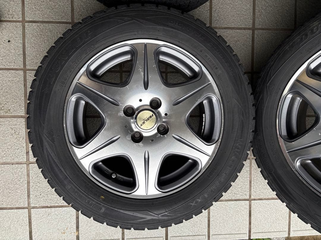 送料込 スタッドレスアルミホイール4本セット 185/65R15 ノート等に