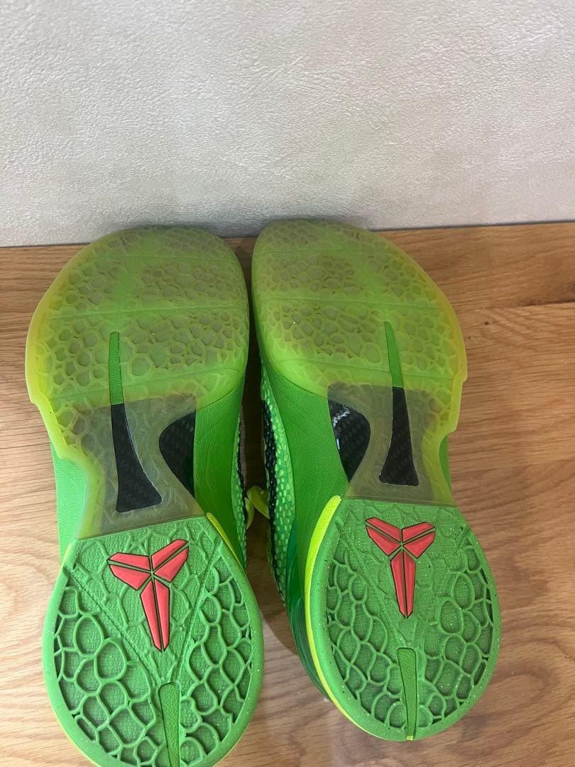 ナイキ NIKE コービー Kobe 6 VI Grinch Protro