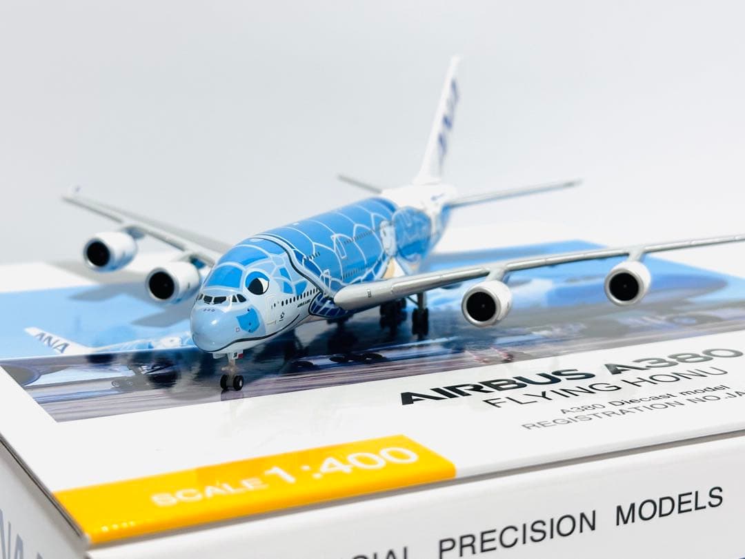 全日空商事 1/400 ANA A380 FLYING HONU NH40099