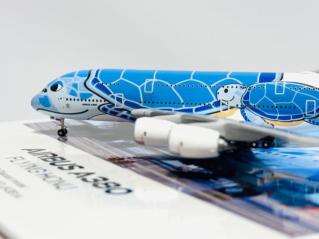 全日空商事 1/400 ANA A380 FLYING HONU NH40099