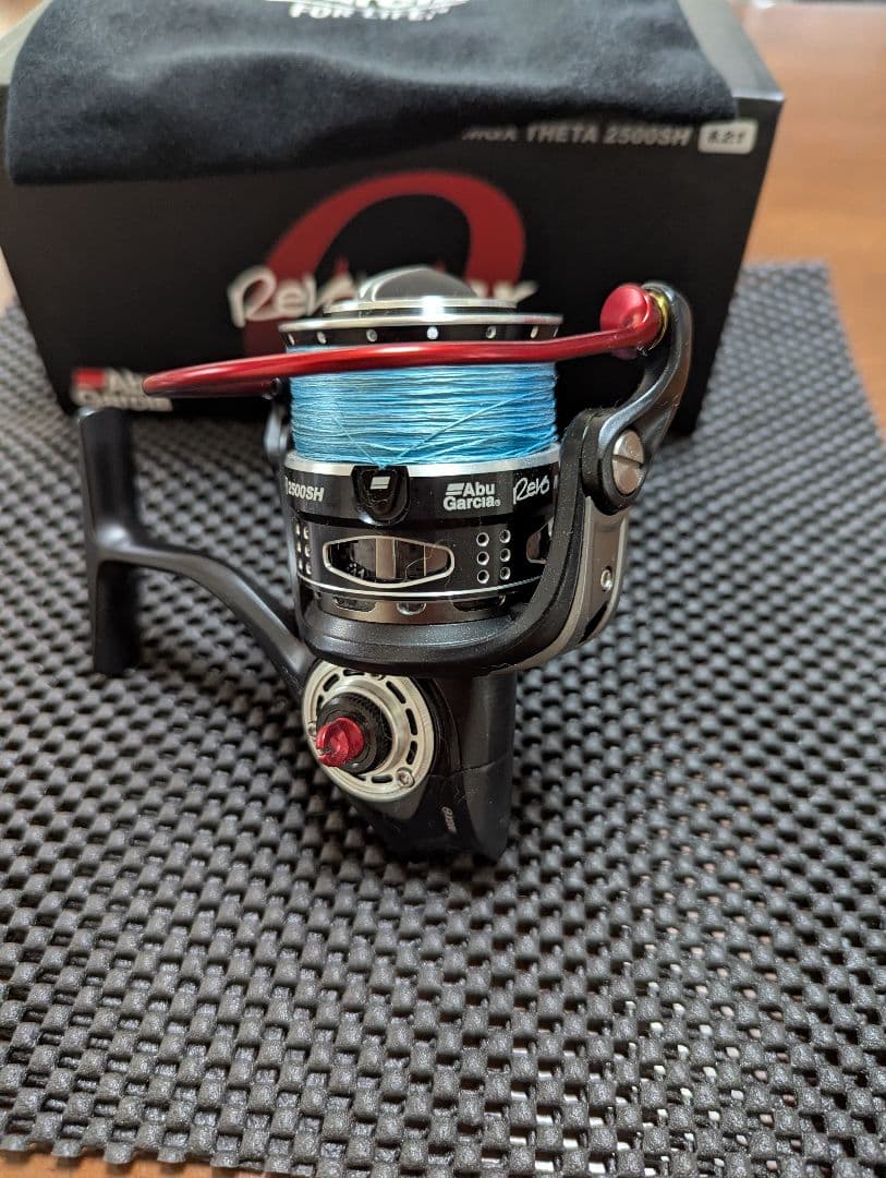 マンビカーAbu Garcia REVO MGX THETA 2500SH