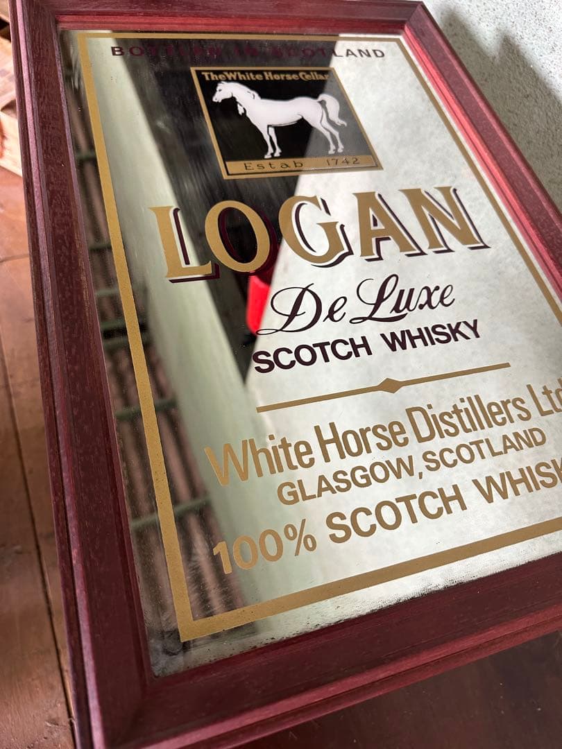 パブミラー　ホワイトホース　ローガン