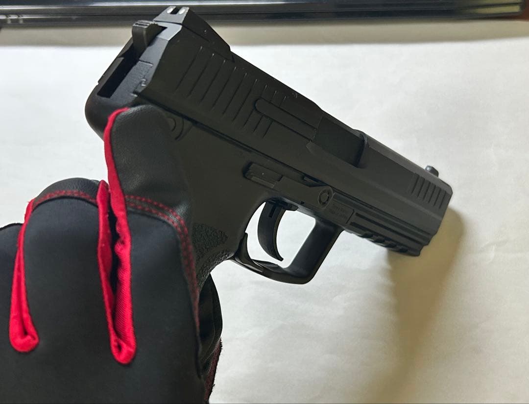 い*ん様 東京マルイ製ガスガン（H&K hk45）ホルスター、6ミリdd弾付き