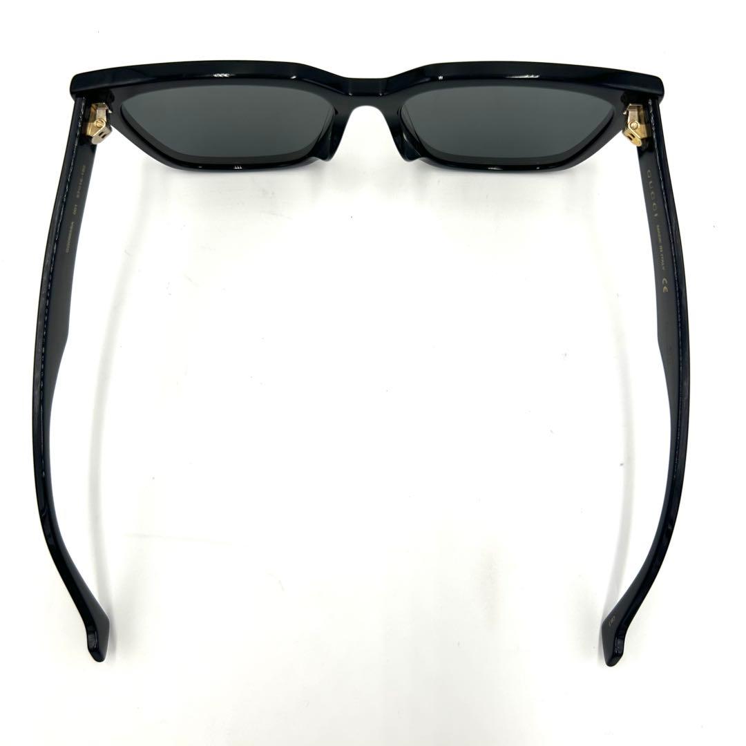 美品 GUCCI グッチ サングラス GG0965SA ブラック ロゴ
