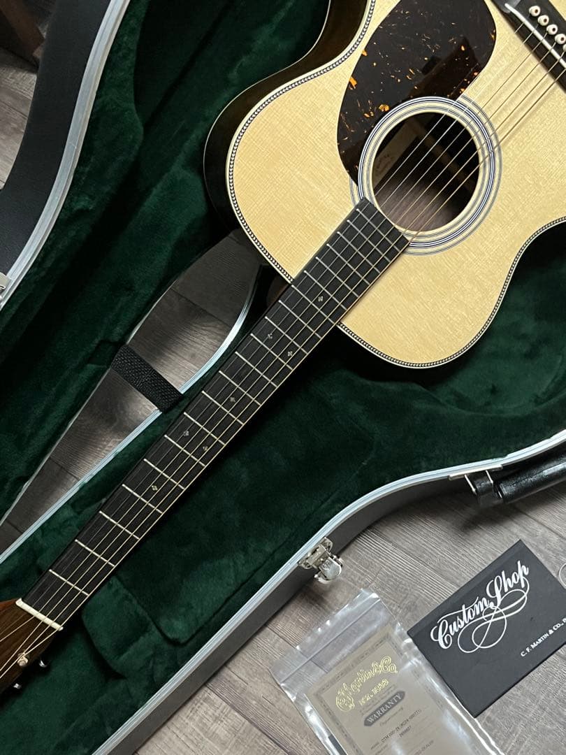 【未使用に近い】MartinCTM 000-28 Premium Adiron