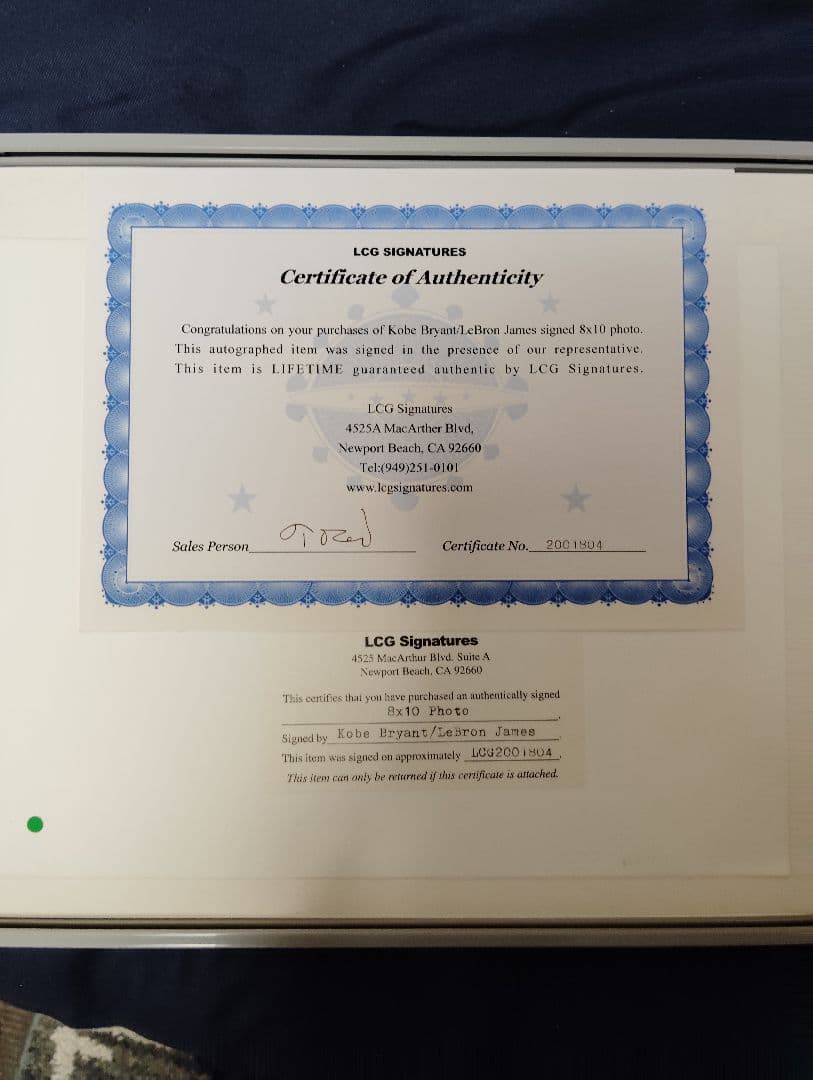 コービーブライアント / レブロンジェームズ サイン フォト LCG証明書