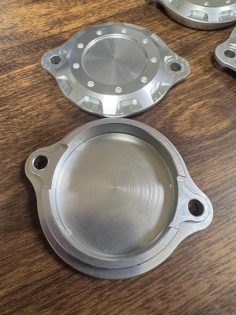 VMAX1700 カムカバー 8個 新品未使用！