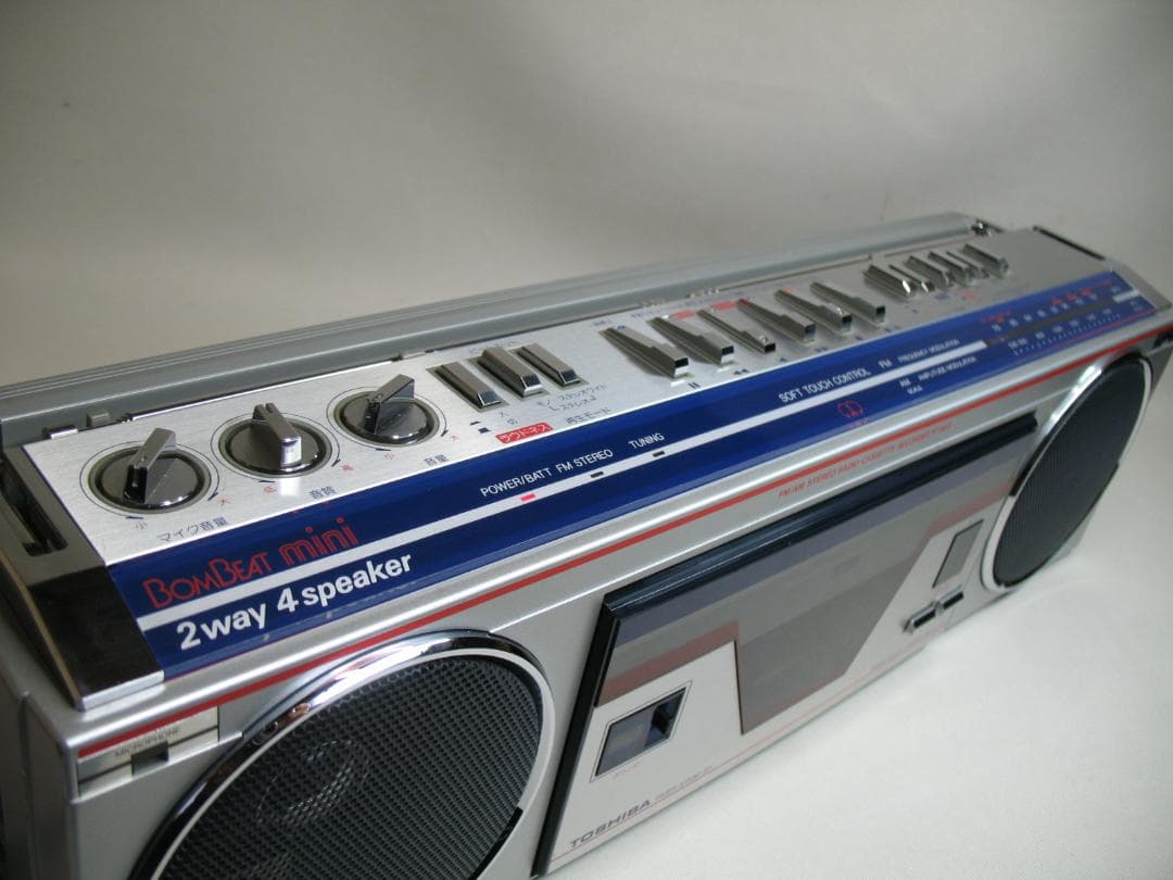 東芝 ラジカセ★ BOMBEAT mini RT-S65★中古難あり