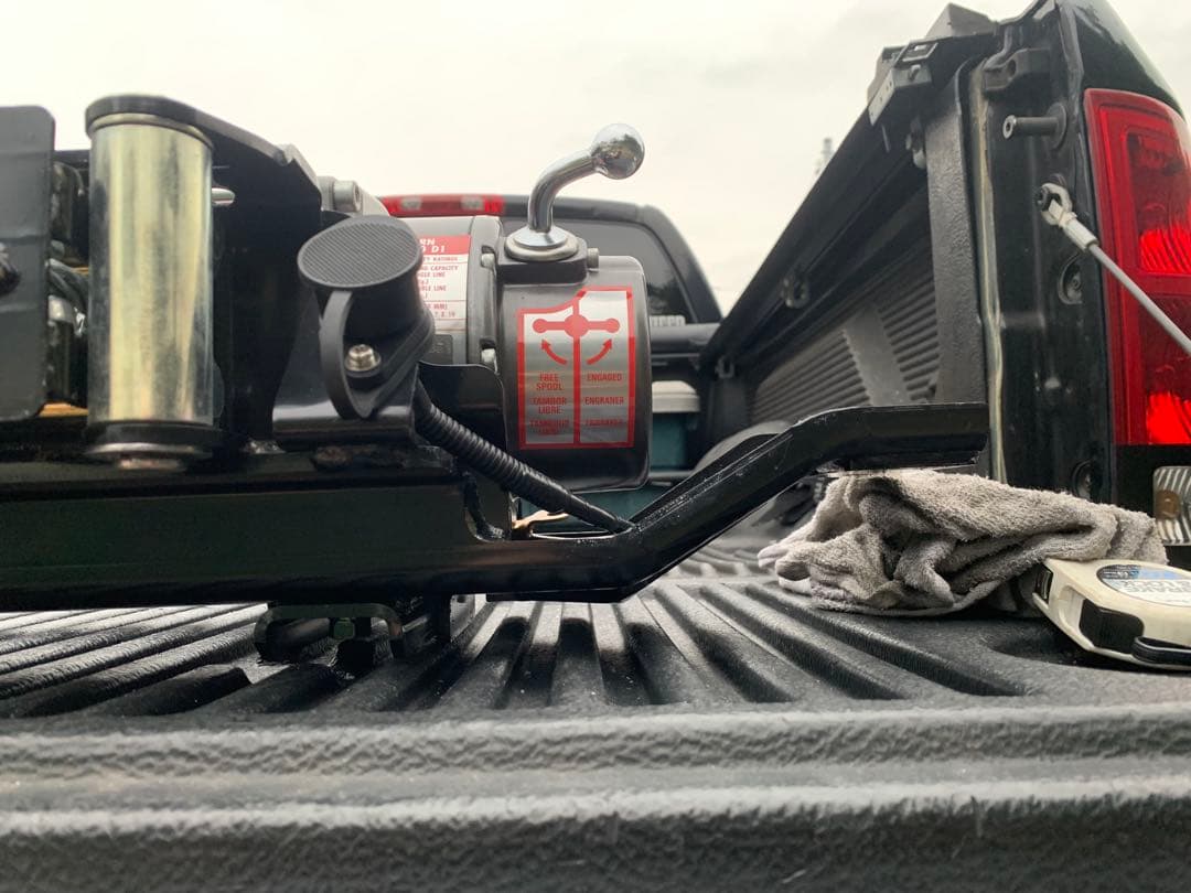 新品未使用WARN ウォーンM8000 ウィンチ 12V Y60マウント付き