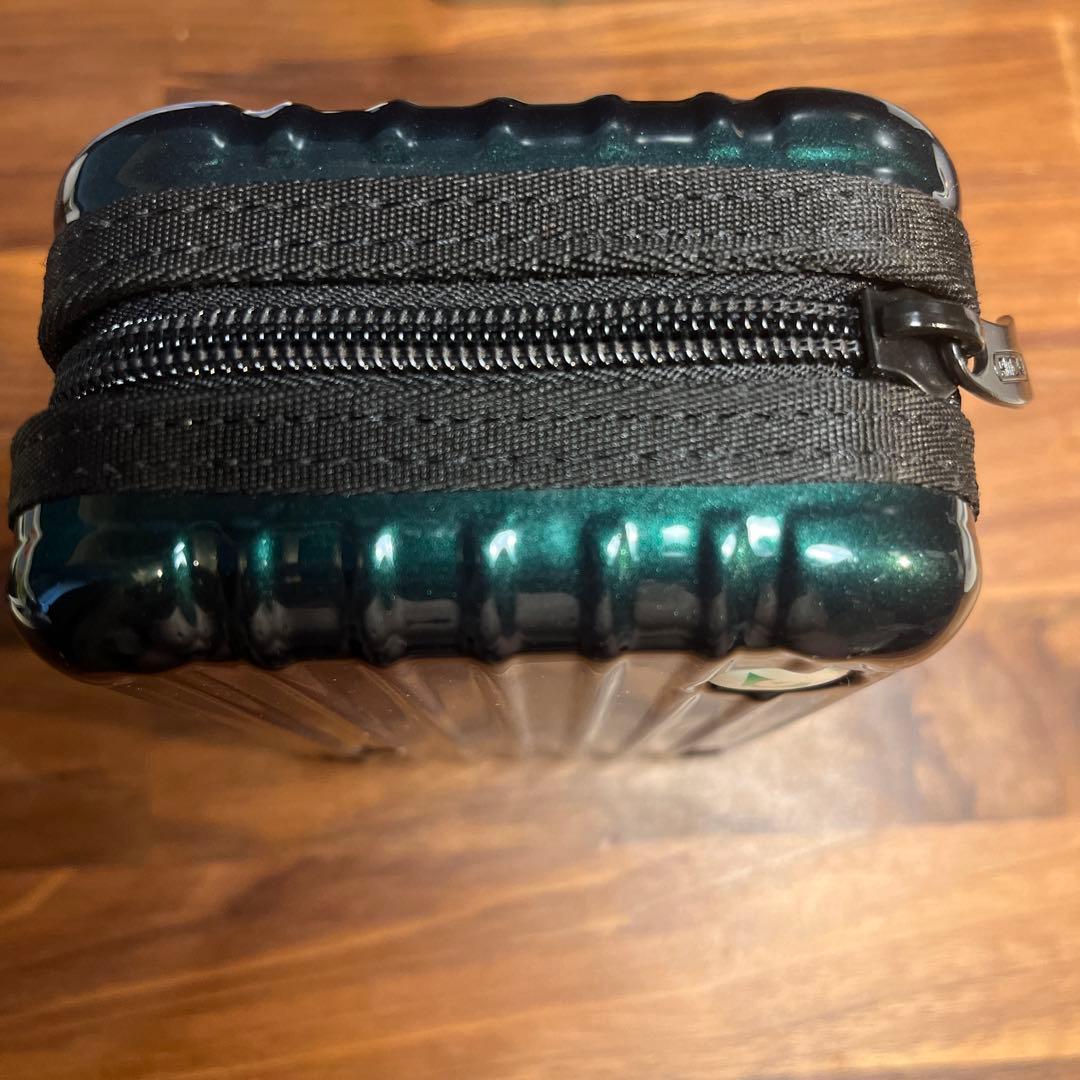 【Rimowa】キャセパシフィック航空ポーチ ヴライトグリーン