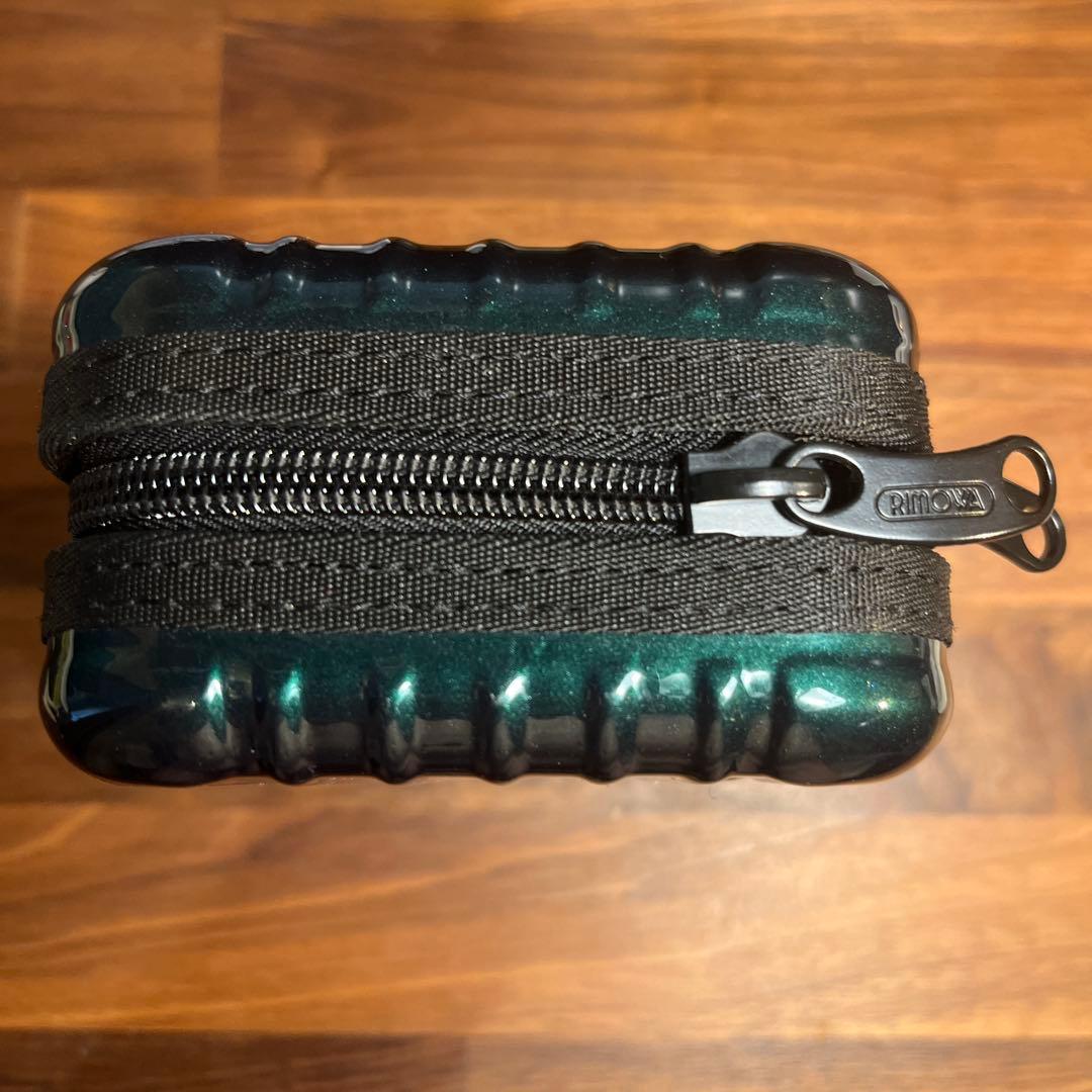 【Rimowa】キャセパシフィック航空ポーチ ヴライトグリーン