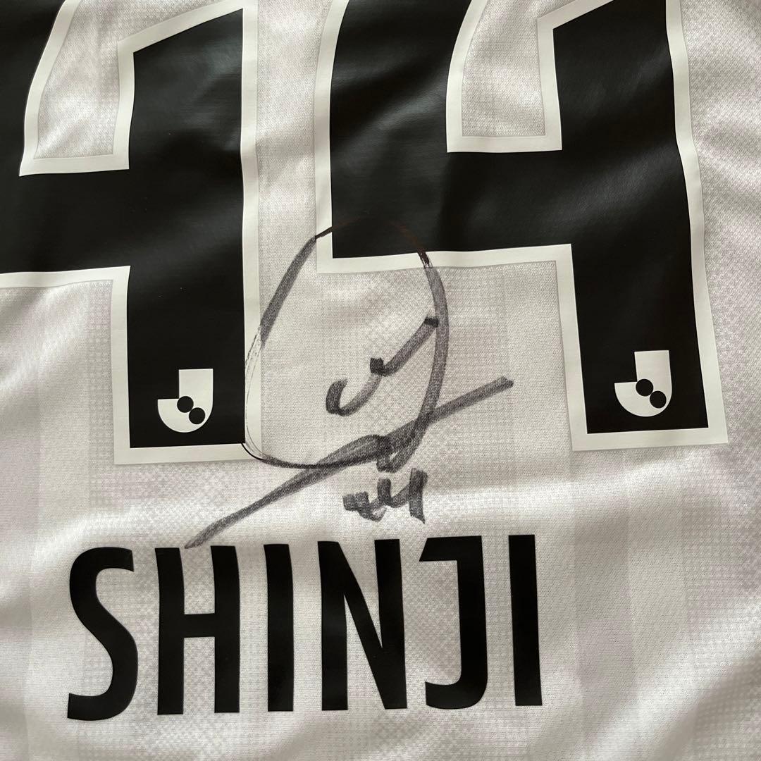 小野伸二　実使用直筆サイン入りユニフォーム