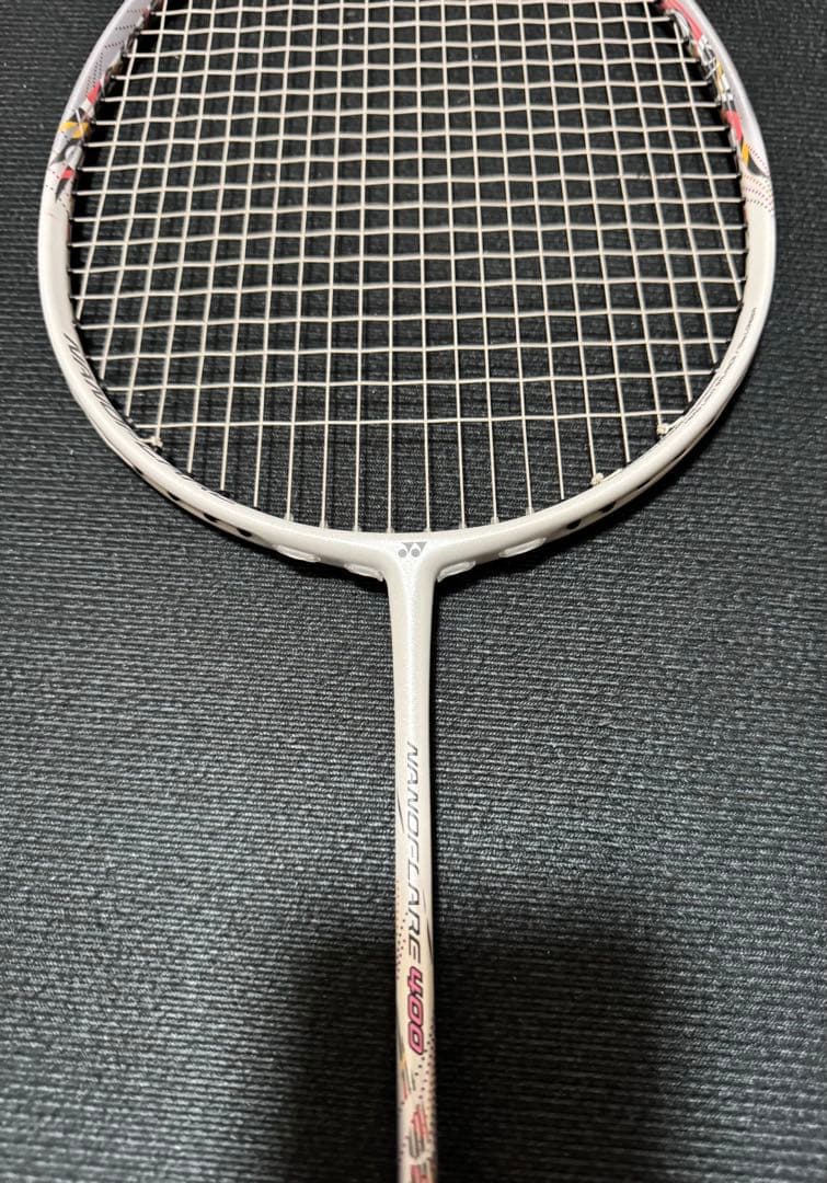 【送料込】ヨネックス ナノフレア400 バドミントンラケット YONEX