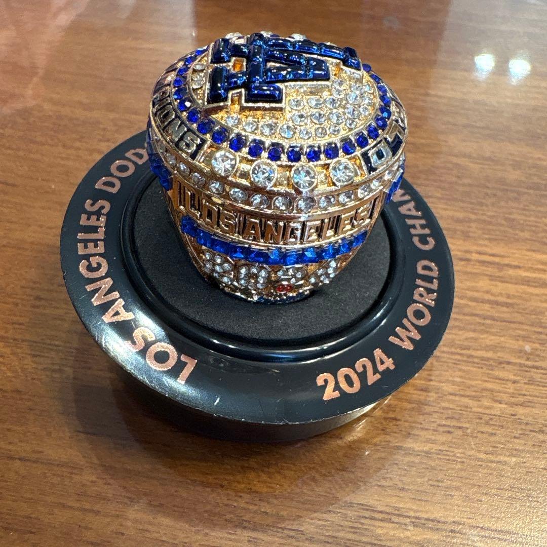世界一！【入手困難】 ドジャースワールドシリーズ優勝記念リング ロハス