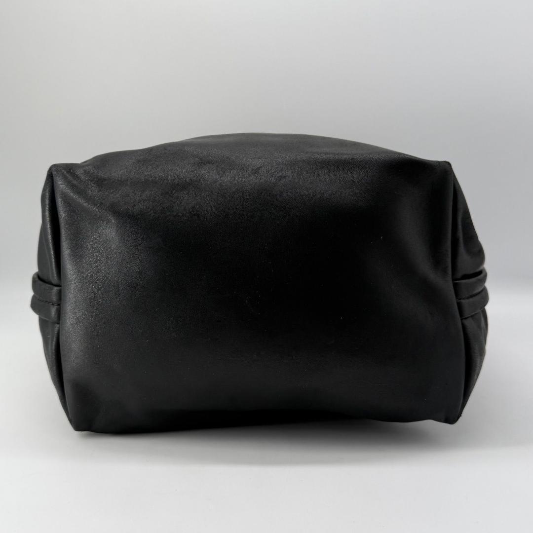 17591✨マルニ ポーチ付き レザー ハンドバッグ ブラック