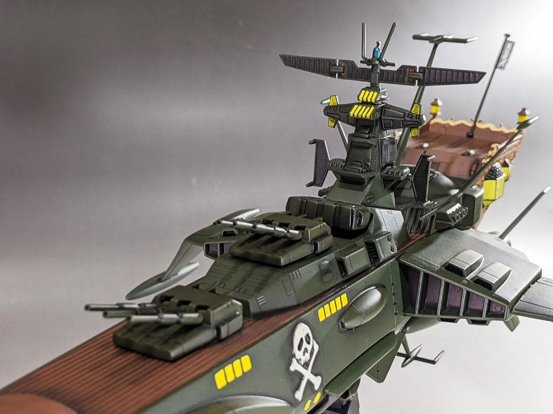 プラモデル　バンダイ　1/1000 アルカディア号　組立塗装済