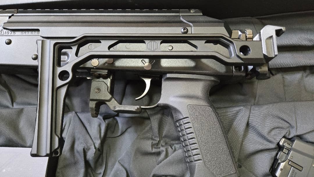 東京マルイAKX新品同様、アルミストック改造済み