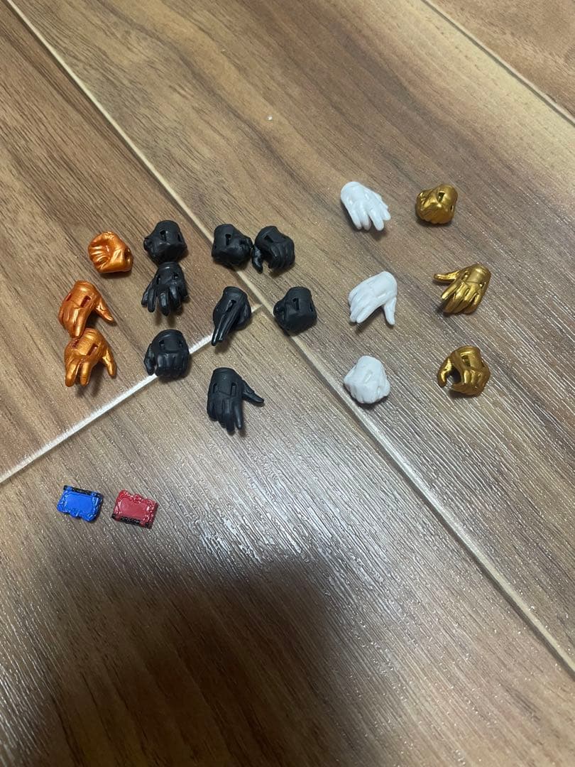 SHフィギュアーツ 仮面ライダーセイバー　ブレイズ　エスパーダ　三剣士セット