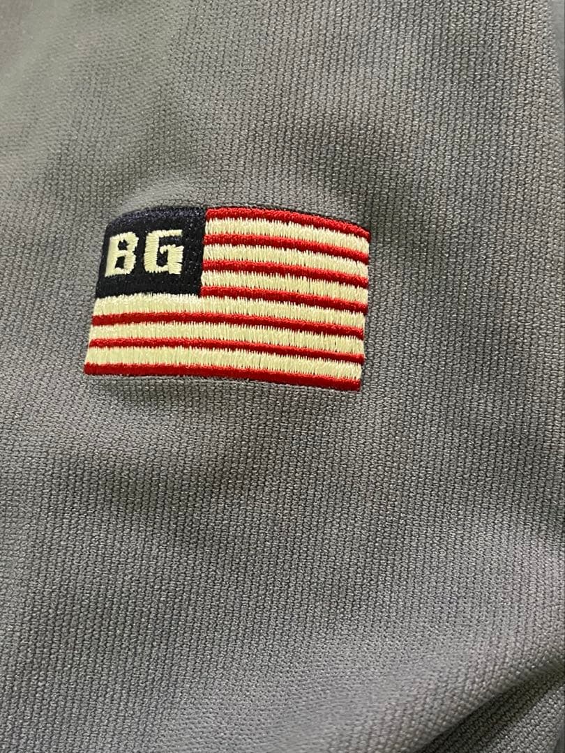 BRIEFING フード付きハイブリッドダウン