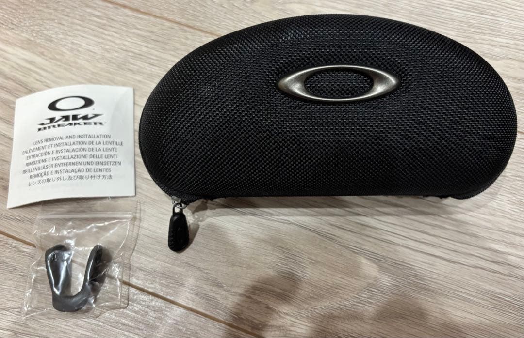 OAKLEY JAWBREAKER 本体+純正レンズ2枚セット