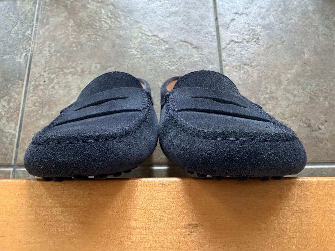 TOD'S ゴンミーニ　スエードモカシン(size 37)