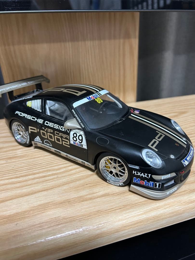 貴重　オートアート1／18 ポルシェ911希少なカラー 訳あり