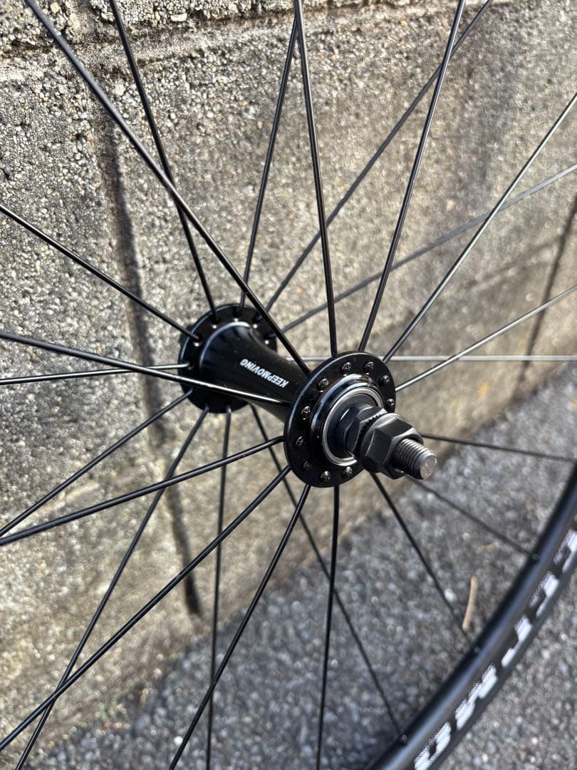 TSUNAMI SNM100 純正ホイール 新品 タイヤ コグ付属