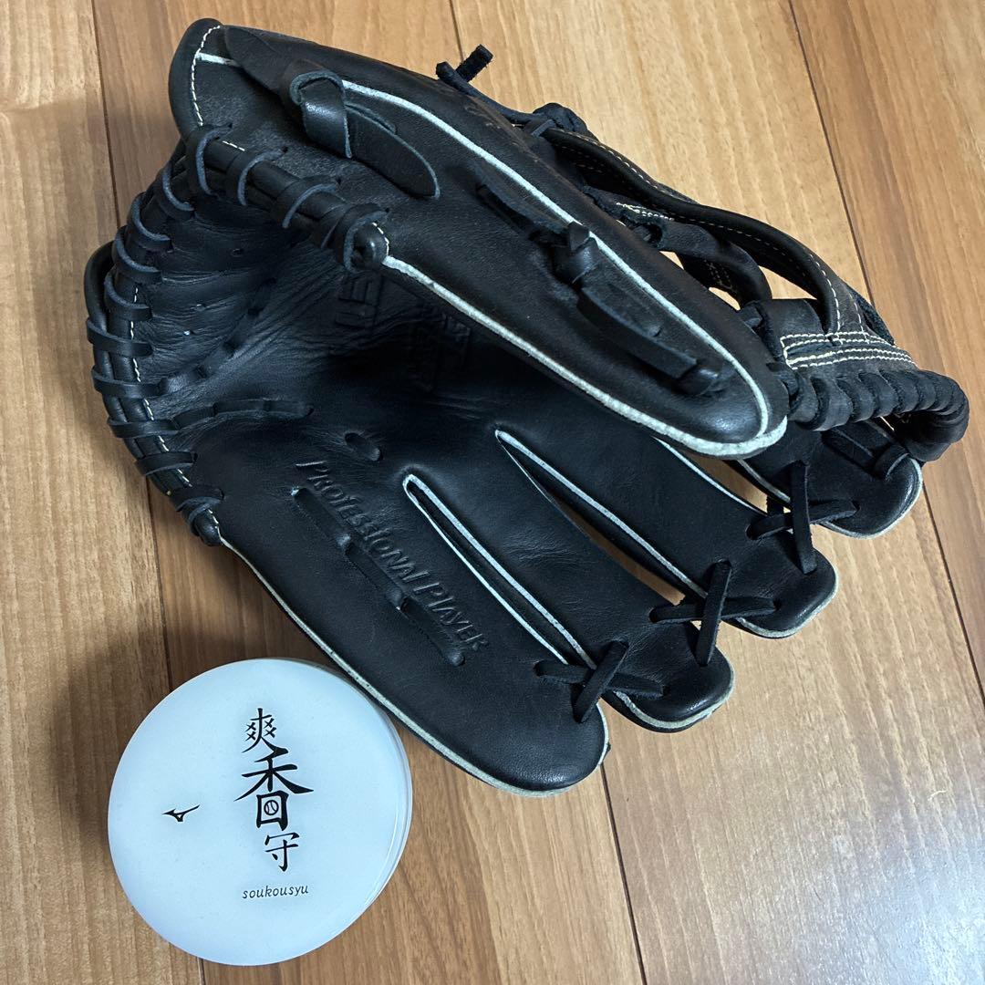 ZETT軟式グローブ黒／プロフェッショナルプレーヤー　※クリーナー&M号2個付き