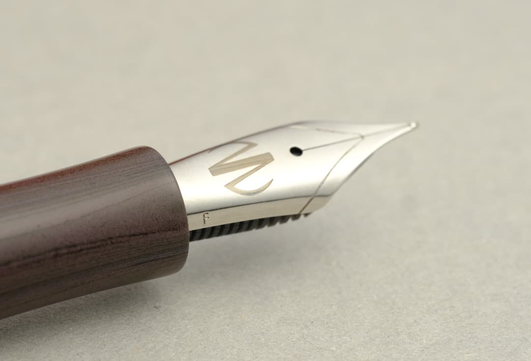 Newton Pens 万年筆 エボナイト・シリンジフィラー