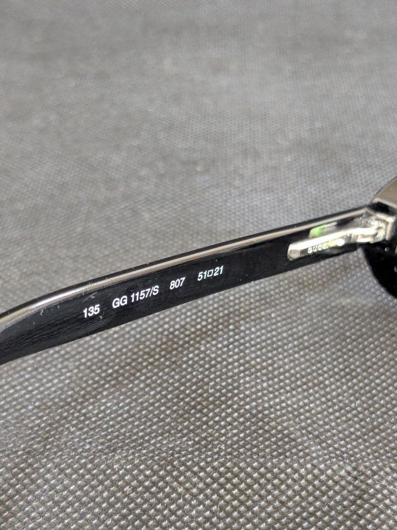 マ*ズ様 GUCCI サングラス 黒 メガネ ケース付 ヴィンテージ