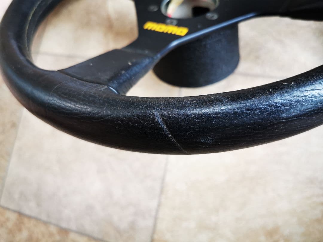 momo 　モモ　ステアリング　V35　S13シルビア