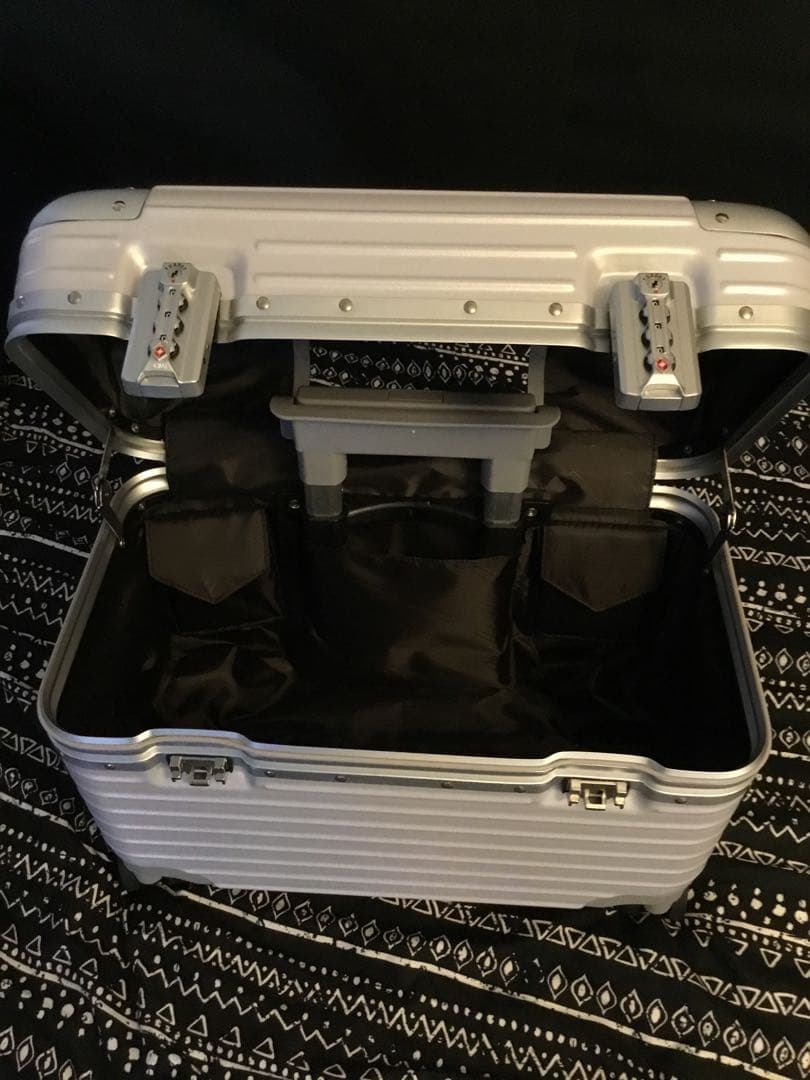 8日まで限定週末セール！18寸キャリー★TSAロック搭載ビジネスバッグ軽量防水