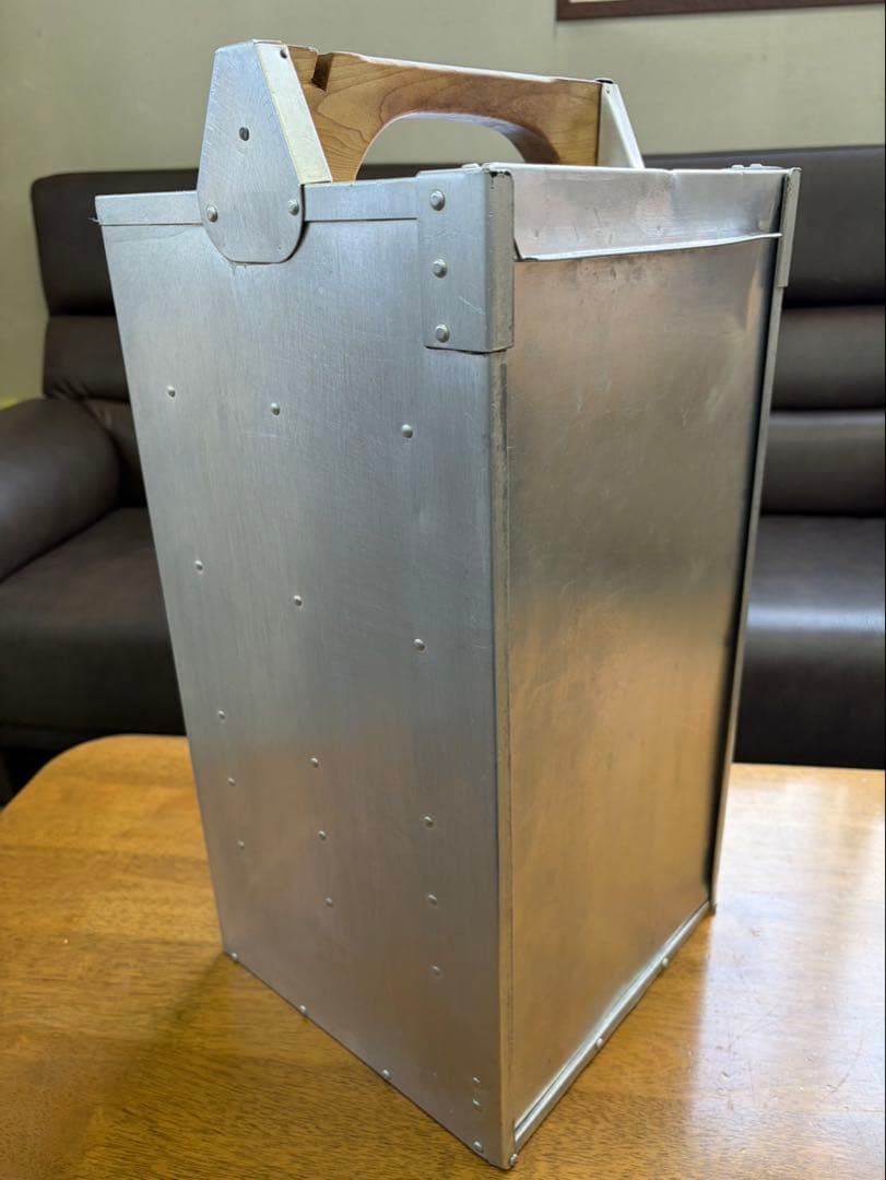 おかもち　アルミ　出前　中華　4,5人前程度