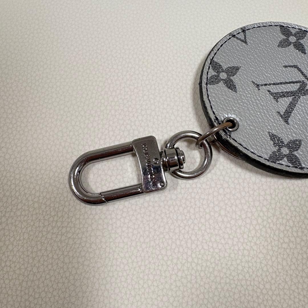 美品　LV キーホルダー　本革　LOUISVUITTON