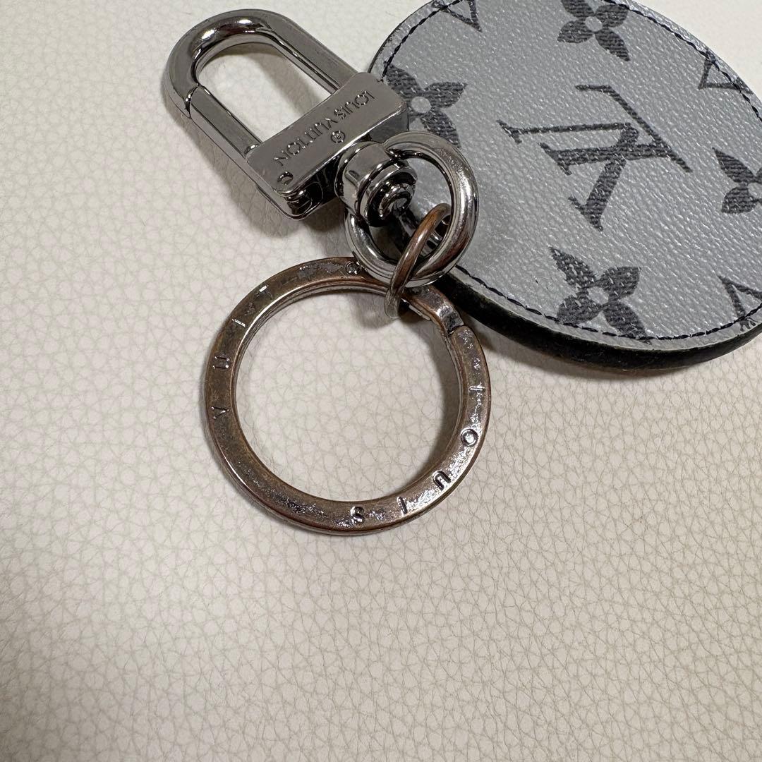美品　LV キーホルダー　本革　LOUISVUITTON
