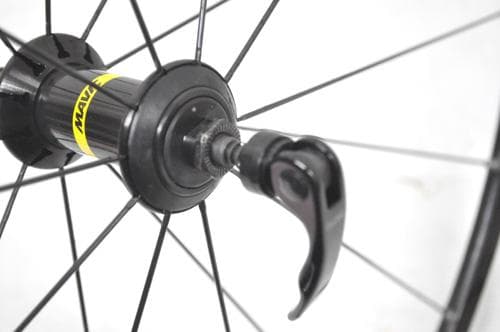 MAVIC Aksium 700C フロントホイール