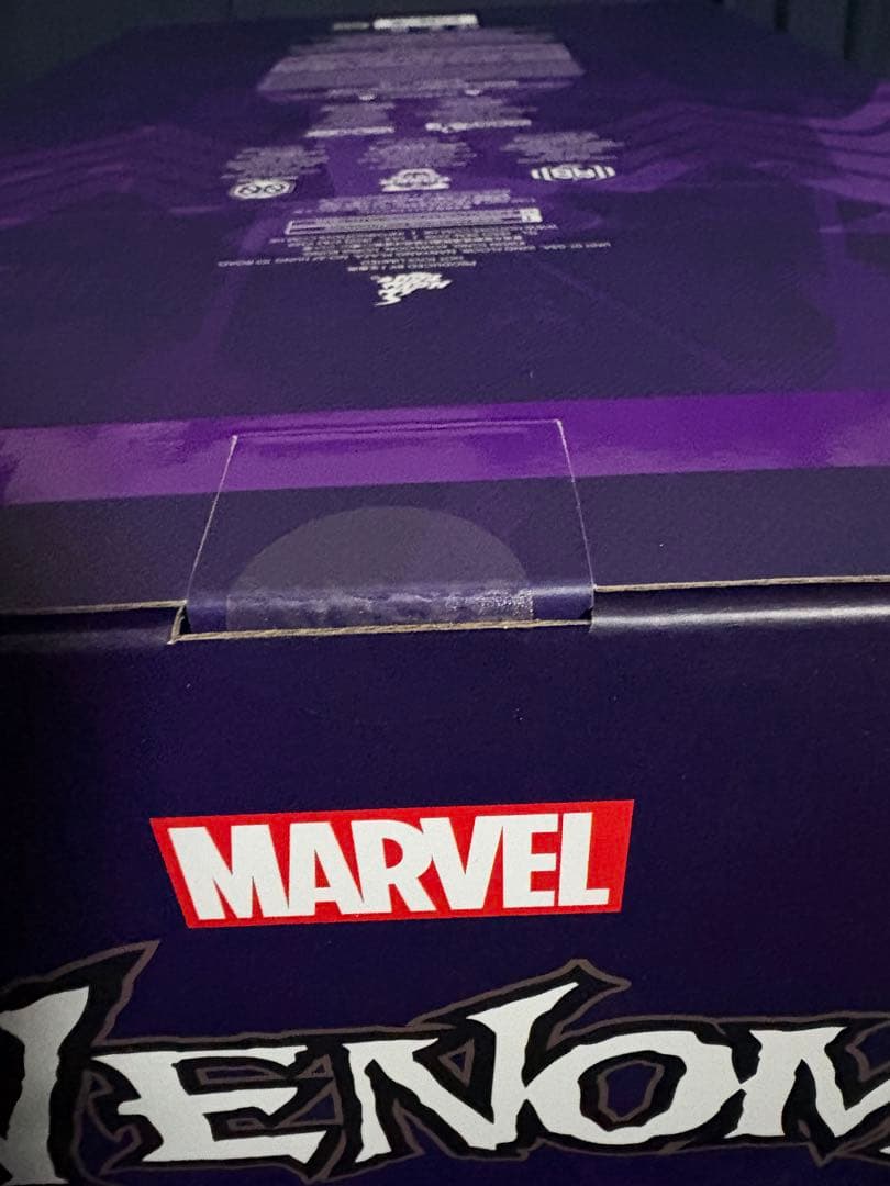 ホットトイズ　コミックマスターピース　ヴェノム