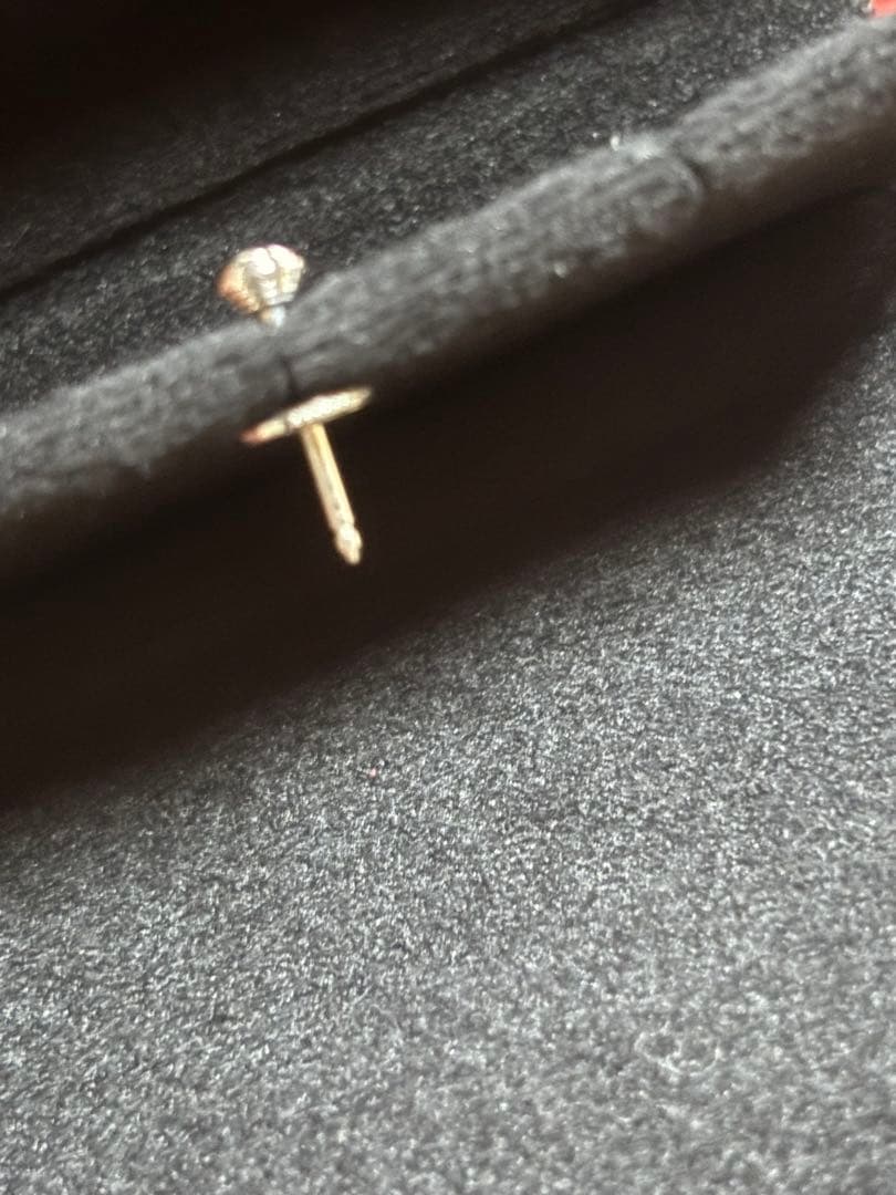 mint☺︎様カルティエ　ダムール　イヤリング（ピアス）　ホワイトゴールド