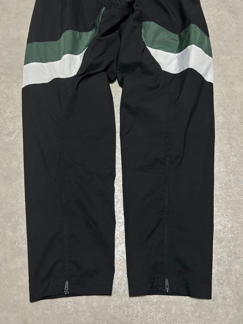 UMBRO ピステ・ウィンドブレーカー グリーン/ブラック　セットアップ XL