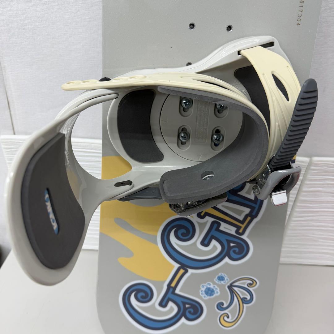 【未使用品】キッズ　レディース　140cm イグニオ　シスタースノーボード