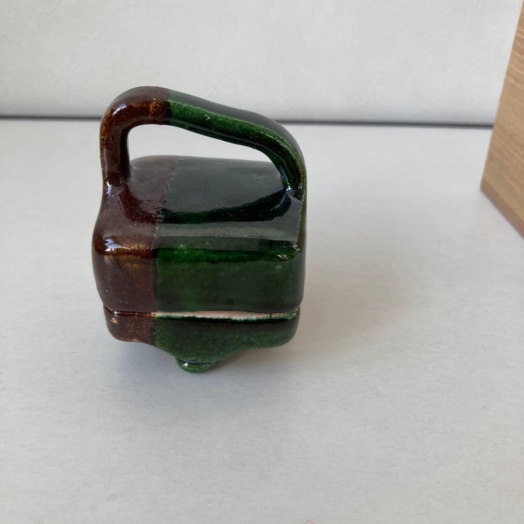 織部　四方香合　手付き　政所窯　明道　共箱　共裂